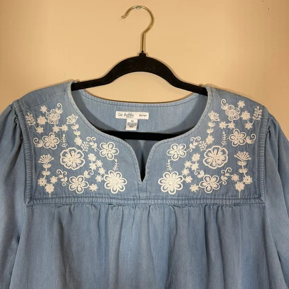 Go Softly Patio House Dress Duster MuMu 1X Floral Embroidered Chambray Denim - Picture 3 of 9